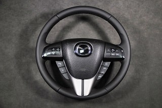 Перетяжка руля Мазда натуральной кожей наппа